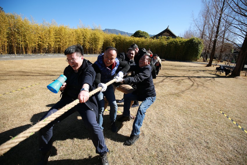 1V9H3437.jpg 1V9H3437.jpg