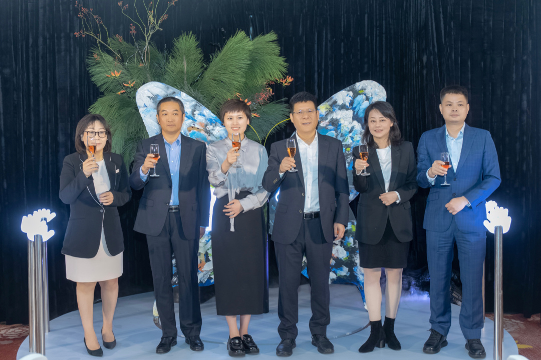 11_副本.jpg 11_副本.jpg